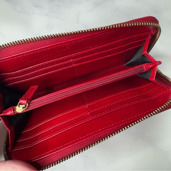 Badgley Mischka Red Patent Leather Wallet - Picture 3 of 11